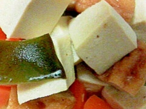 さつま揚げと高野豆腐の煮物